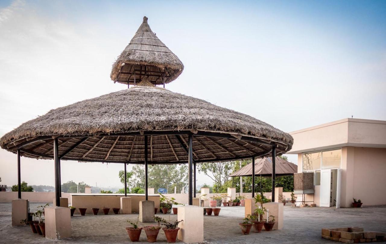 The Baghban Hotel & Resort, Baddi Eksteriør billede