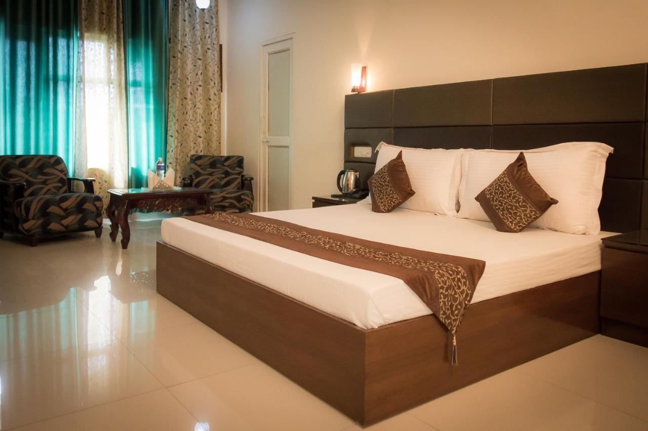 The Baghban Hotel & Resort, Baddi Eksteriør billede